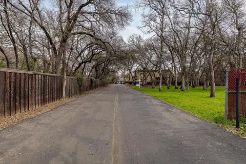0 Secluded Oaks Ln, Carmichael, CA 95608 photo 4