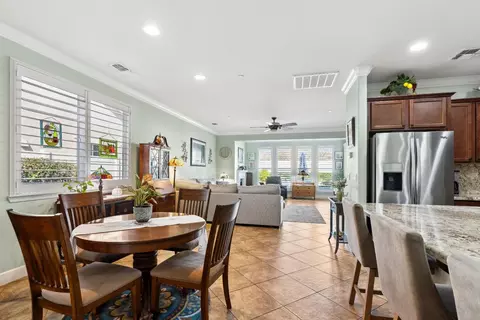 Dining - 1439 Arbor Brook Dr, Manteca, CA 95336 photo 2 of 3