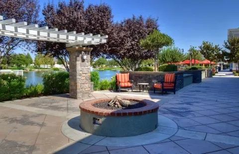 Exterior - 1439 Arbor Brook Dr, Manteca, CA 95336 photo 17 of 19