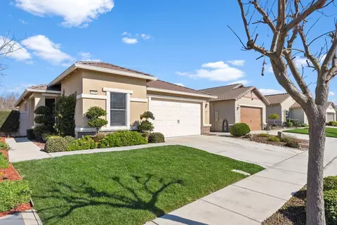 Exterior - 1439 Arbor Brook Dr, Manteca, CA 95336 photo 13 of 19