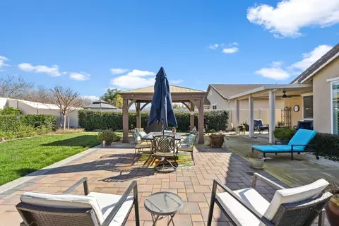 Exterior - 1439 Arbor Brook Dr, Manteca, CA 95336 photo 6 of 19