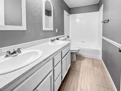 5201 Heather Pine Ct, Antelope, CA 95843 photo 8