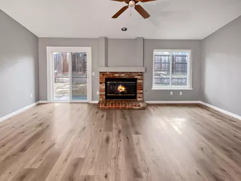 5201 Heather Pine Ct, Antelope, CA 95843 photo 3