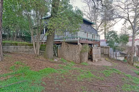 Exterior - 982 Crescent St, Placerville, CA 95667 photo 10 of 13
