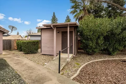5412 Berwick Moor Pl, Antelope, CA 95843 photo 24