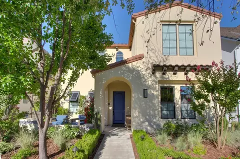 3193 Crocker Dr, Sacramento, CA 95818