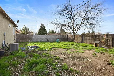 1561 E 7th St, Stockton, CA 95206 photo 14