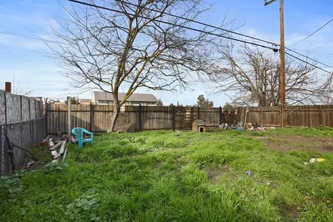 1561 E 7th St, Stockton, CA 95206 photo 16