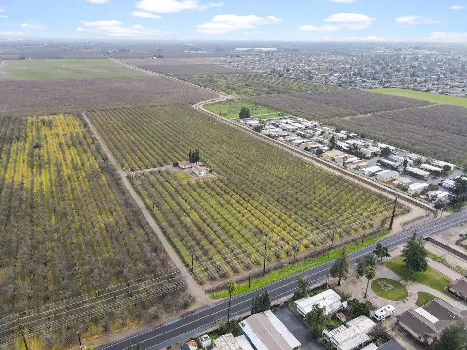 4888 Faith Home Rd, Ceres, CA 95307 26 Photos Movoto