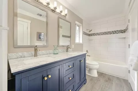 Bath - 104 Cobb Ct, Folsom, CA 95630 photo 6 of 7