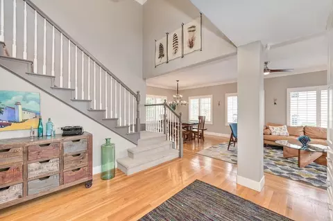 Entry Way - 104 Cobb Ct, Folsom, CA 95630 photo 4 of 7
