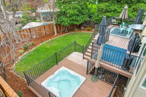 Exterior - 104 Cobb Ct, Folsom, CA 95630 photo 31 of 34