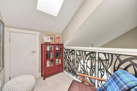 Living - 104 Cobb Ct, Folsom, CA 95630 photo 8 of 13