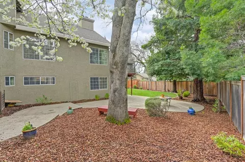 Exterior - 104 Cobb Ct, Folsom, CA 95630 photo 23 of 34