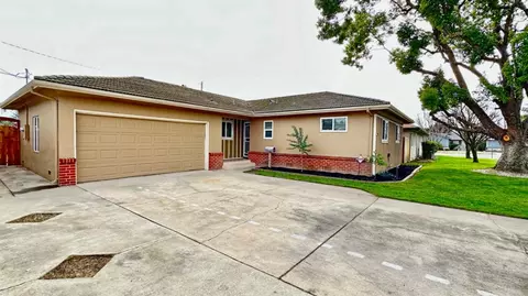 1012 S Orange Ave, Lodi, CA 95240 photo 4