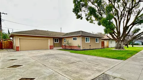 1012 S Orange Ave, Lodi, CA 95240 photo 3