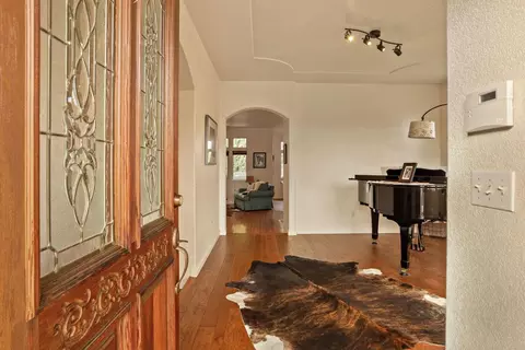Entry Way - 4165 Donovan Way, Turlock, CA 95382 photo 1 of 3
