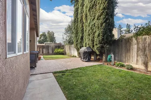 Exterior - 4165 Donovan Way, Turlock, CA 95382 photo 6 of 8