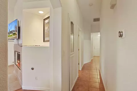 Entry Way - 4165 Donovan Way, Turlock, CA 95382 photo 2 of 3