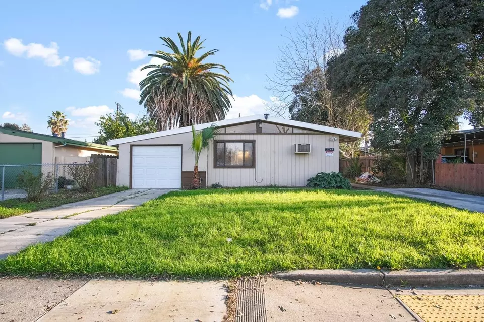 2244 La Jolla Dr, Stockton, CA 95204 23 Photos Movoto