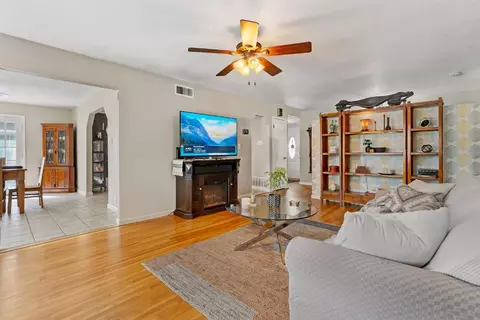 Living - 4508 Marble Way, Carmichael, CA 95608 photo 3 of 5