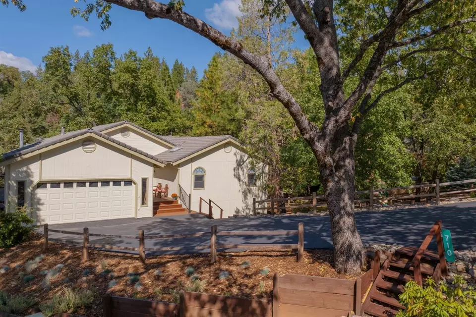 710 Dogwood Dr, Murphys, CA 95247 30 Photos Movoto