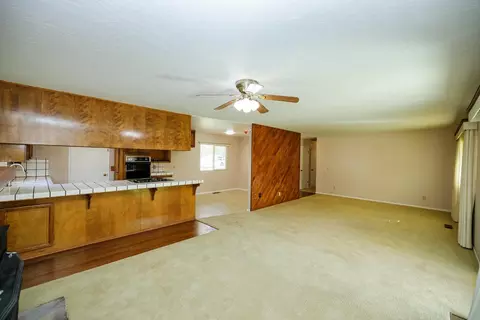 Living - 2700 Marlee Dr, Turlock, CA 95380 photo 3 of 4