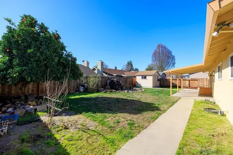 Exterior - 2700 Marlee Dr, Turlock, CA 95380 photo 8 of 13