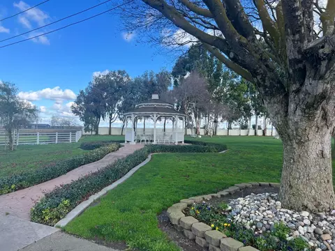 Exterior - 4825 Rice Rd, Modesto, CA 95357 photo 3 of 16