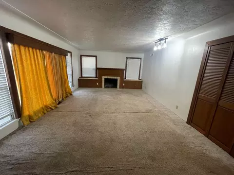 1421 E Marshall St, Turlock, CA 95380 photo 11