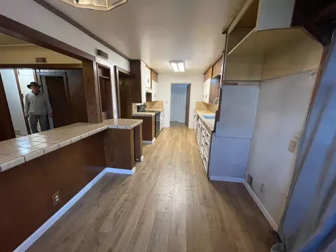 1421 E Marshall St, Turlock, CA 95380 photo 5