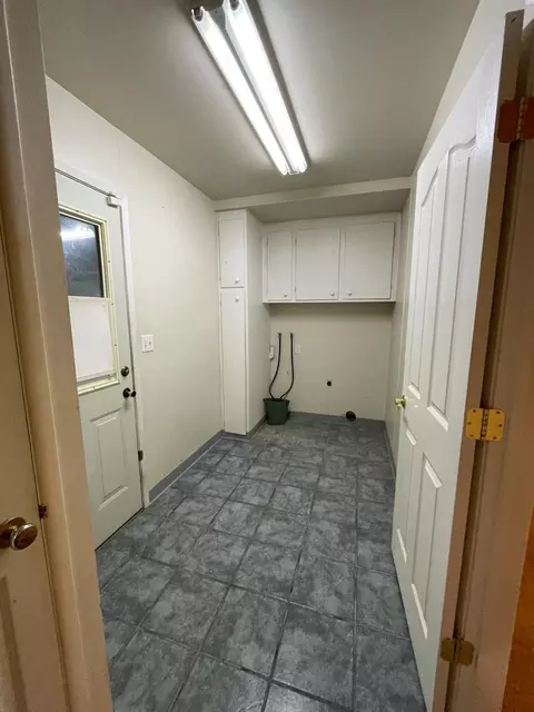 1406 Glenwood Dr, Modesto, CA 95350 photo 9