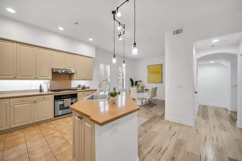 Kitchen - 836 Heavenly Pl, Milpitas, CA 95035 photo 2 of 5