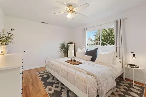 Bedroom - 1327 W Walnut St, Lodi, CA 95242 photo 3 of 5
