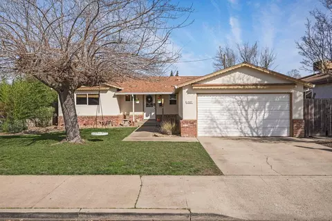 Exterior - 1327 W Walnut St, Lodi, CA 95242 photo 2 of 15