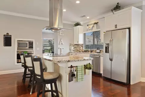 Kitchen - 1236 Tasha Dr, Ripon, CA 95366 photo 4 of 6