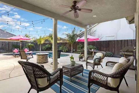 Exterior - 1236 Tasha Dr, Ripon, CA 95366 photo 5 of 11