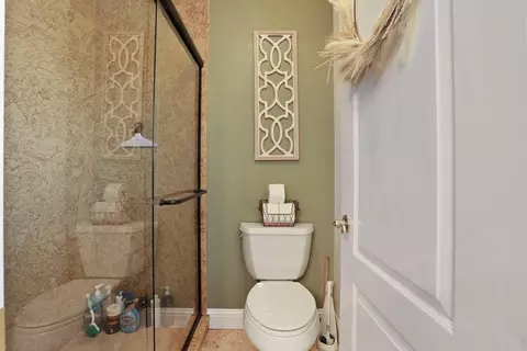 Bath - 1236 Tasha Dr, Ripon, CA 95366 photo 6 of 6