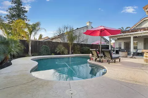Exterior - 1236 Tasha Dr, Ripon, CA 95366 photo 10 of 11