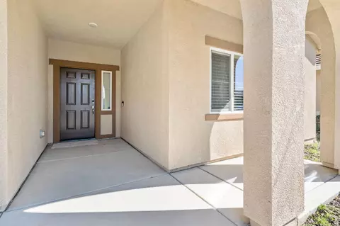 Exterior - 437 Pendragon St, Manteca, CA 95337 photo 2 of 7