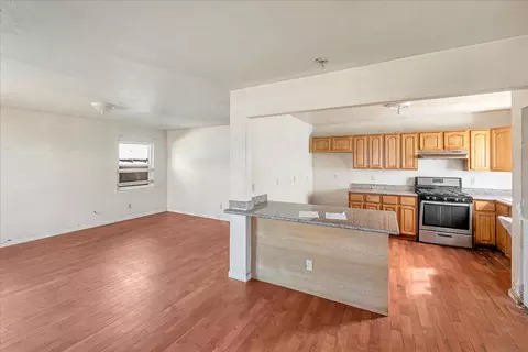 79 Seeno St, Pittsburg, CA 94565 photo 6