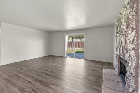 917 Lindsay Dr, Modesto, CA 95356 photo 8