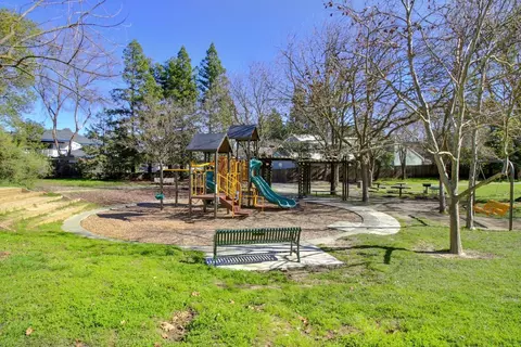 View/Area - 1215 Impala Pl, Davis, CA 95616 photo 2 of 2