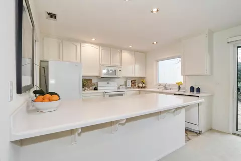 Kitchen - 1215 Impala Pl, Davis, CA 95616 photo 2 of 5