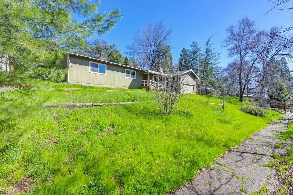 324 Dairy Rd, Auburn, CA 95603 31 Photos Movoto