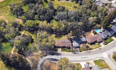 View/Area - 6274 Heathcliff Dr, Carmichael, CA 95608 photo 1 of 2