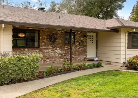 Exterior - 6274 Heathcliff Dr, Carmichael, CA 95608 photo 2 of 16