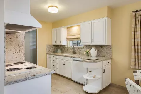 Kitchen - 6274 Heathcliff Dr, Carmichael, CA 95608 photo 1 of 5