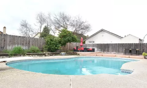 672 Chenin Blanc Dr, Manteca, CA 95337 photo 18