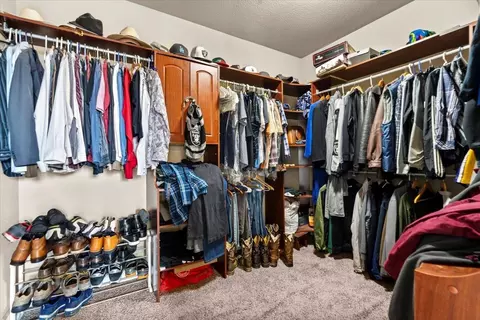 Other - 910 Glen Abbey Dr, Manteca, CA 95336 photo 4 of 6